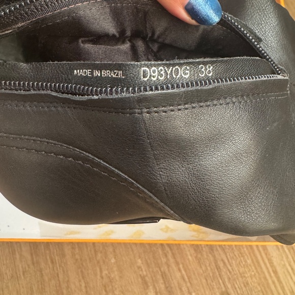 ๐ฏLeather Geox knee high heeled - Picture 4 of 6